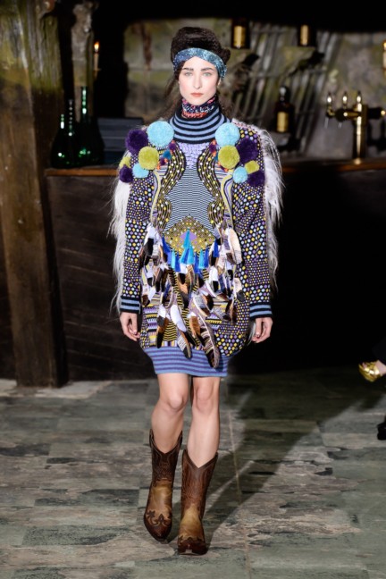 manish-arora-paris-fashion-week-aw-16-15