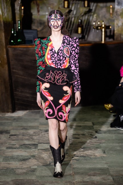 manish-arora-paris-fashion-week-aw-16-28