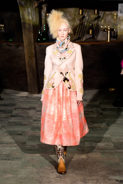 manish-arora-paris-fashion-week-aw-16-3