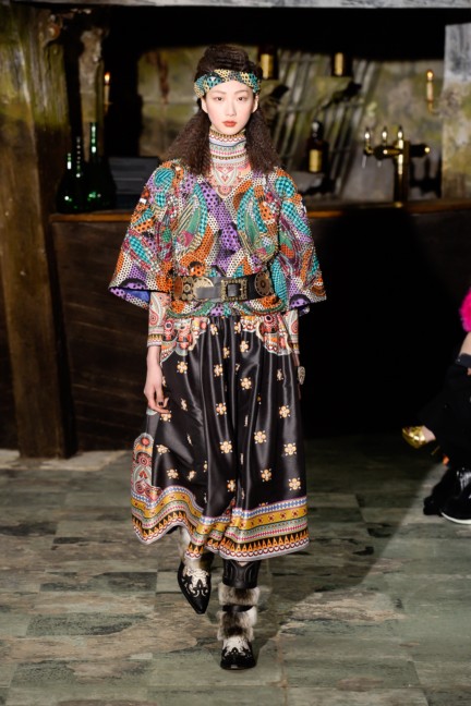 manish-arora-paris-fashion-week-aw-16-8