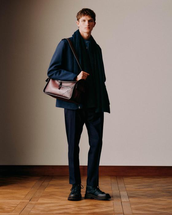 berluti_fw25_lookbook_look09_1_4x5_srgb_150dpi_lowres_500kb