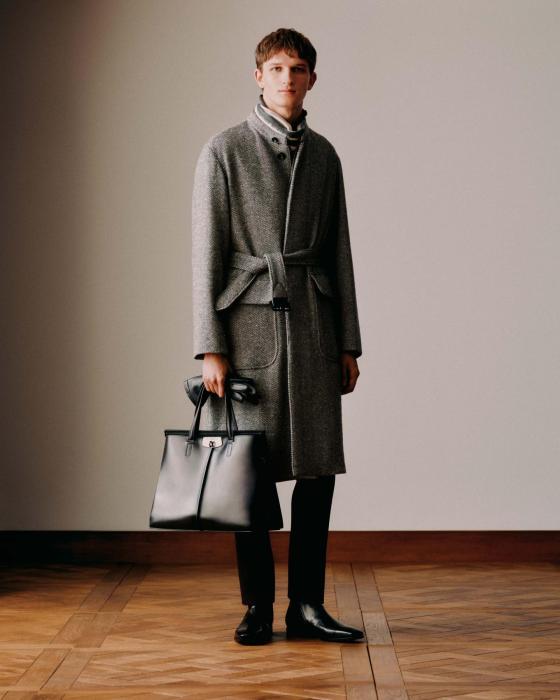 berluti_fw25_lookbook_look12_1_4x5_srgb_150dpi_lowres_500kb