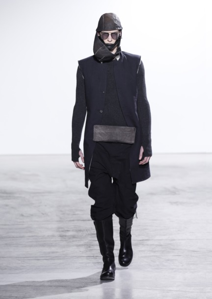 boris-bidjan-saberi-paris-mens-autumn-winter-2016-14