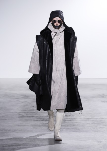 boris-bidjan-saberi-paris-mens-autumn-winter-2016-22