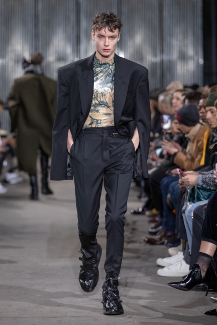 cmmn_swdn_aw19-0025