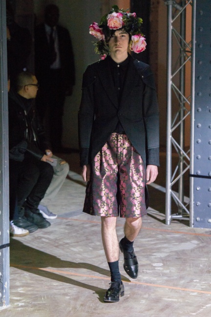 commes-des-garcons-plus-paris-mens-aw-16-3