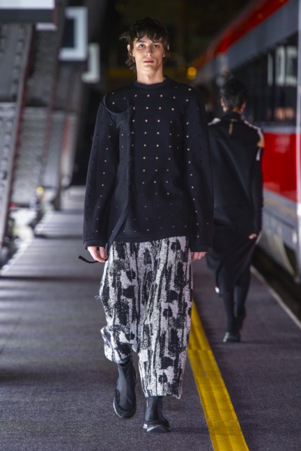 look15