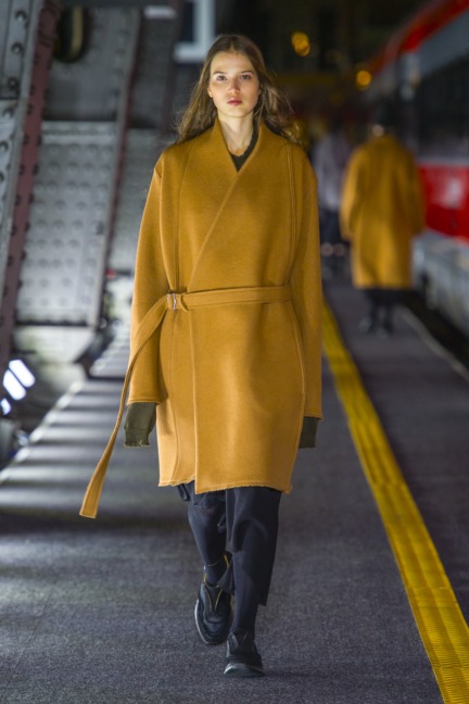 look23