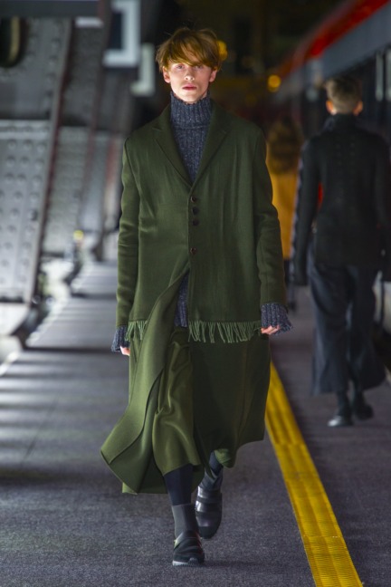 look25