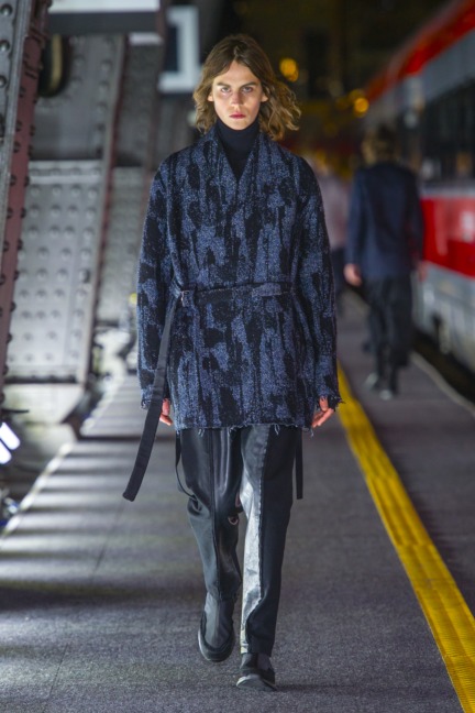 look34