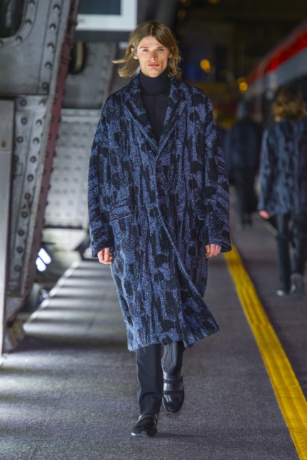look35