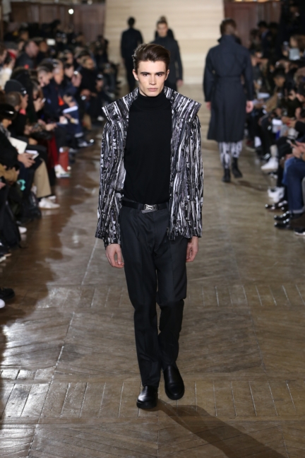 issey-miyake-men-paris-men-aw-17-19