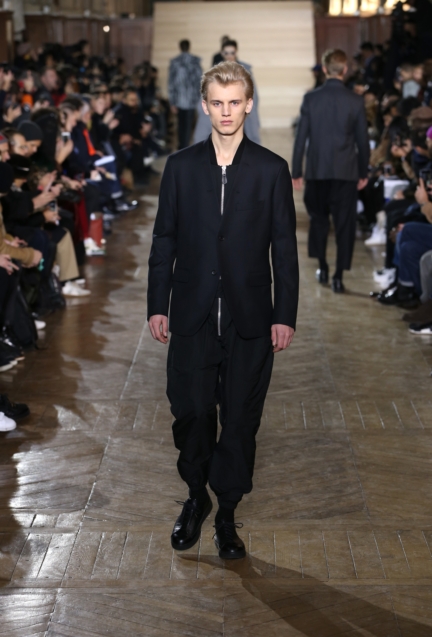 issey-miyake-men-paris-men-aw-17-21