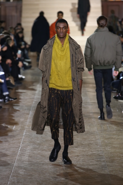 issey-miyake-men-paris-men-aw-17-8