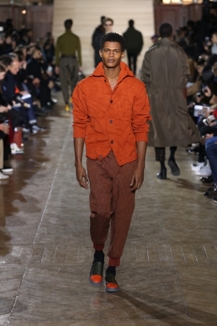 issey-miyake-men-paris-men-aw-17-9