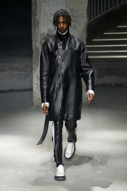 lnv_lb_m_ss19_035