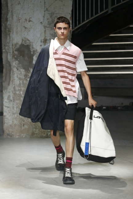 lnv_lb_m_ss19_045