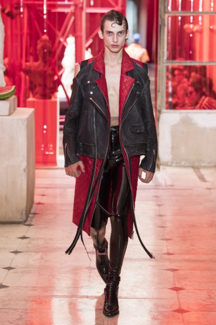 look_27_mm_ss19_men_hd