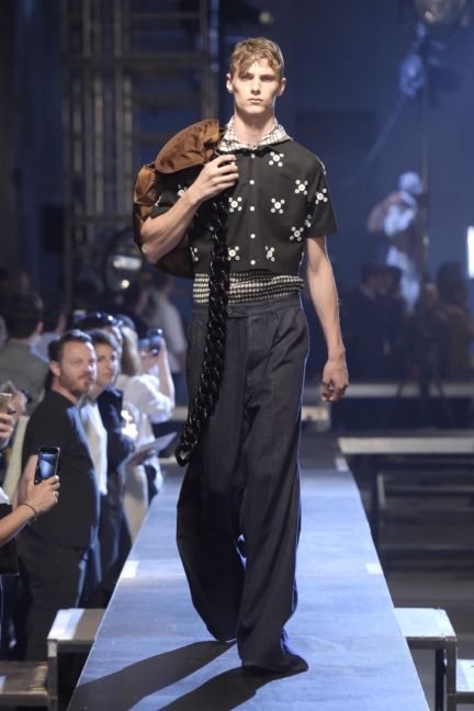 raf-simons-paris-mens-spring-summer-2016-10