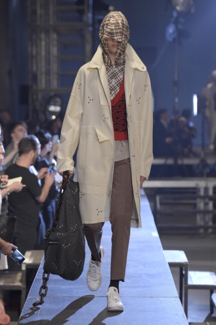 raf-simons-paris-mens-spring-summer-2016-28