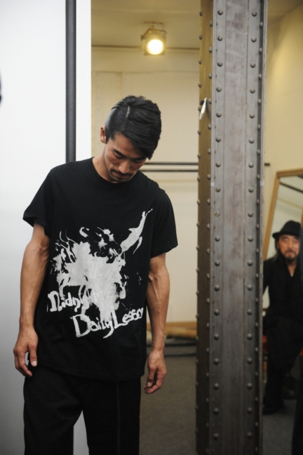 dsc_6270_yohji-yamamoto-homme-ss18-_elise-toide