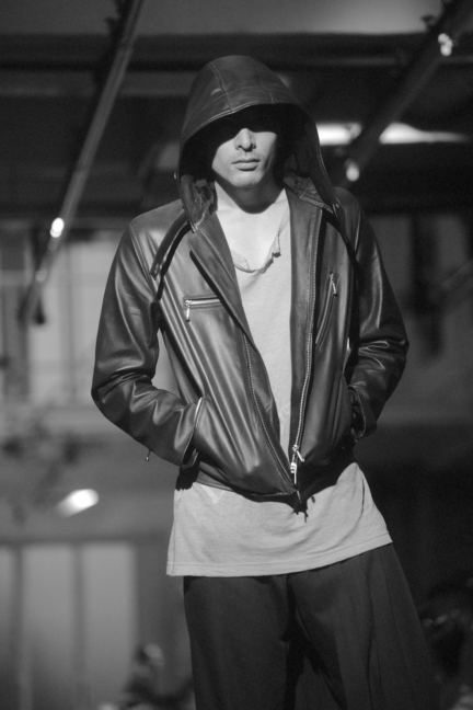 dsc_6499_yohji-yamamoto-homme-ss18-_elise-toide