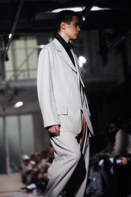 dsc_6554_yohji-yamamoto-homme-ss18-_elise-toide