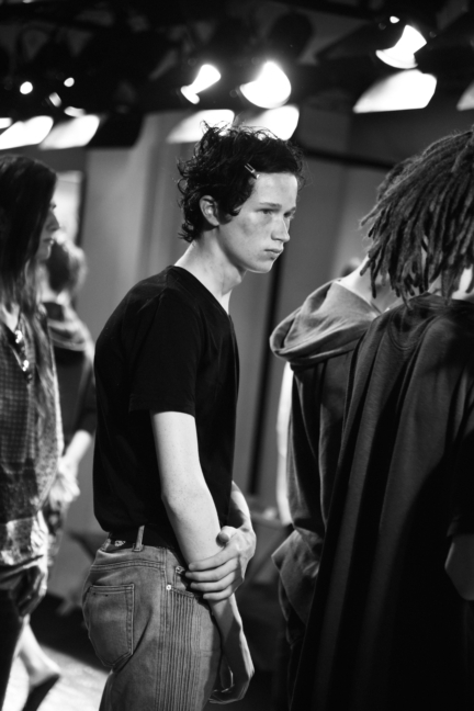 yyh-ss19-backstage-photo-by-elise-toide-look-03