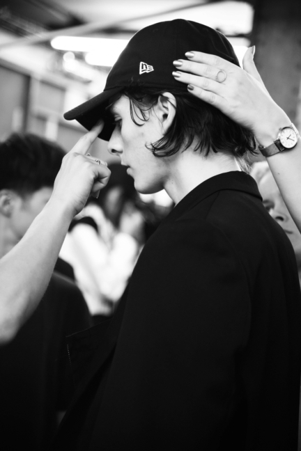yyh-ss19-backstage-photo-by-elise-toide-look-11