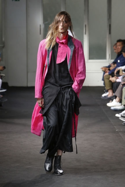 yyh-ss19-look-14-model-theo-derville-photo-monica-feudi