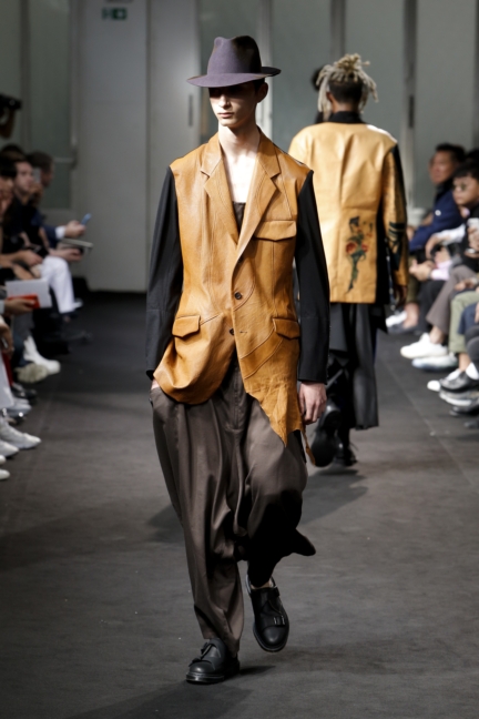 yyh-ss19-look-19-model-marko-glisic-photo-monica-feudi