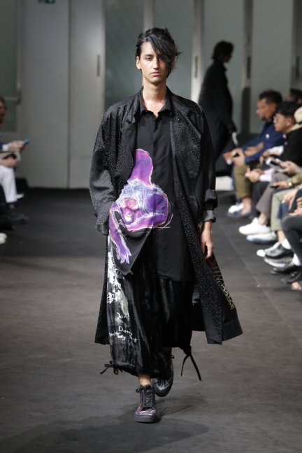 yyh-ss19-look-26-model-robin-rastenberger-photo-monica-feudi