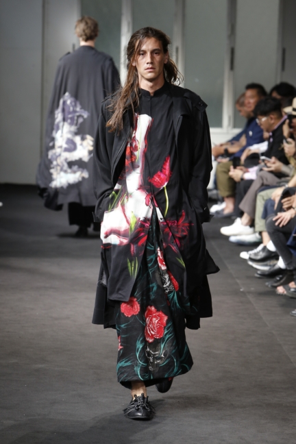 yyh-ss19-look-30-model-yvan-grung-photo-monica-feudi