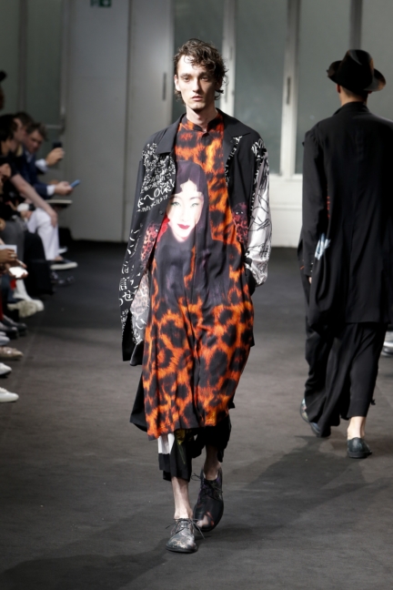 yyh-ss19-look-32-model-tom-dalmuder-photo-monica-feudi