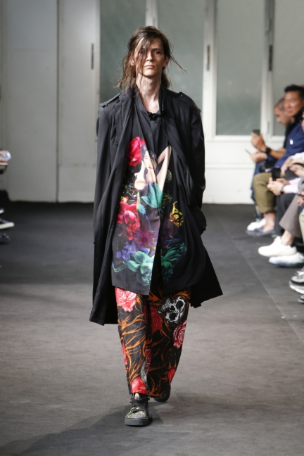 yyh-ss19-look-37-model-antoni-jankiewicz-photo-monica-feudi
