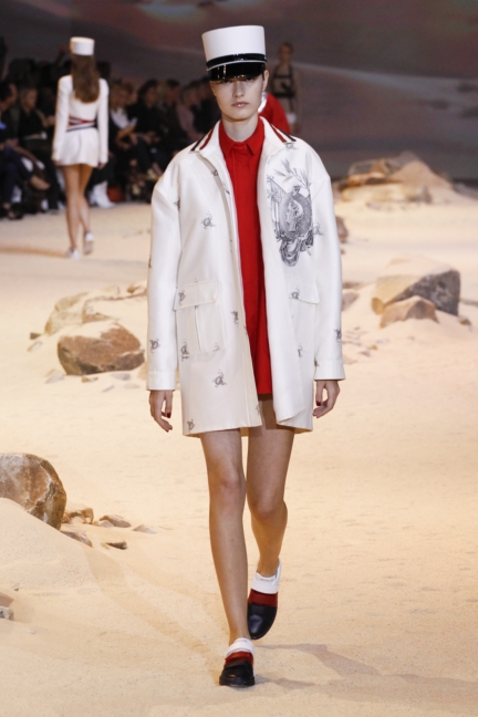 moncler-gamme-rouge-paris-ss-17-15