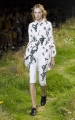 moncler-gamme-rouge-paris-fashion-week-2016-runway-23