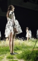 moncler-gamme-rouge-paris-fashion-week-2016-atmosphere-6