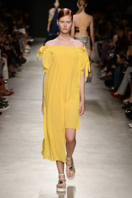 rahul-mishra-ss2018-look-27