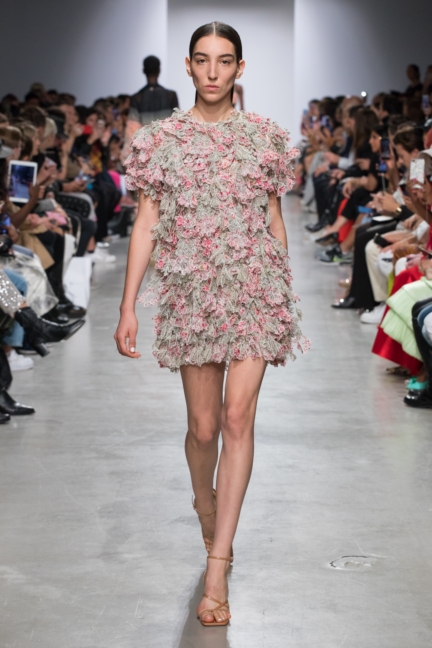 rahul-mishra-rtw-ss20-paris-7948