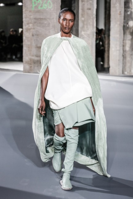 rick_owens_fallwinter2016_look_16