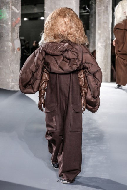 rick_owens_fallwinter2016_look_36