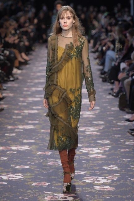 rochas_fallwinter2016_look_35
