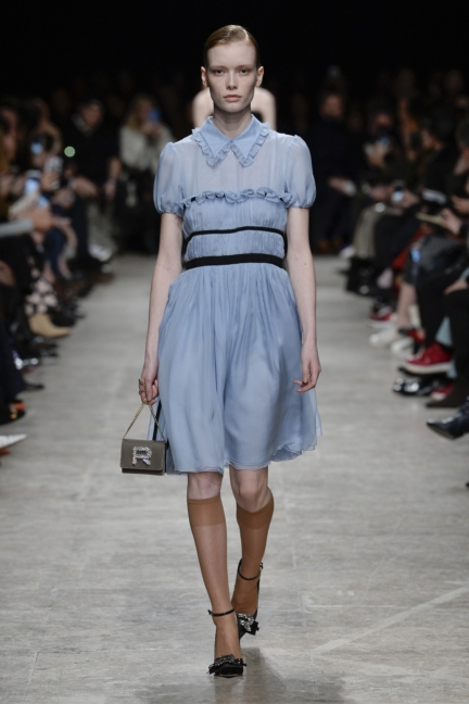 rochas_fw1718_look_24