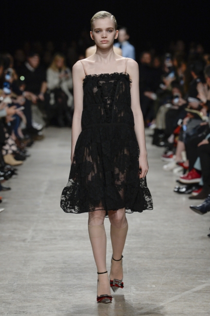 rochas_fw1718_look_25