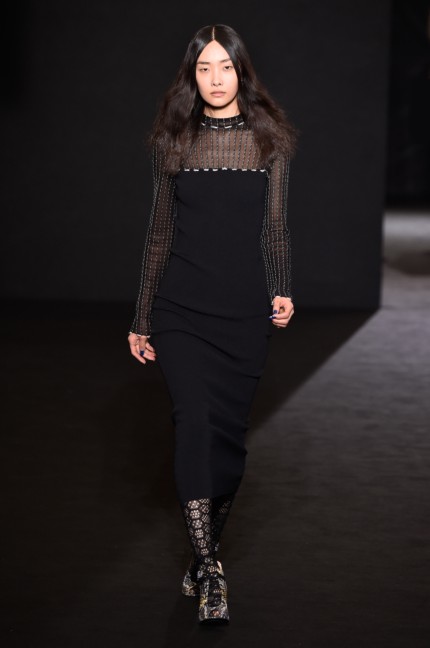 aw16show-highresolution2200x3313pxlook15