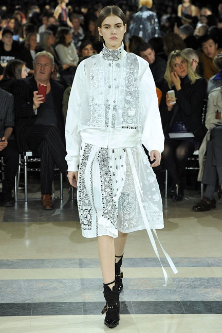 sacai-paris-fashion-week-spring-summer-2016-18