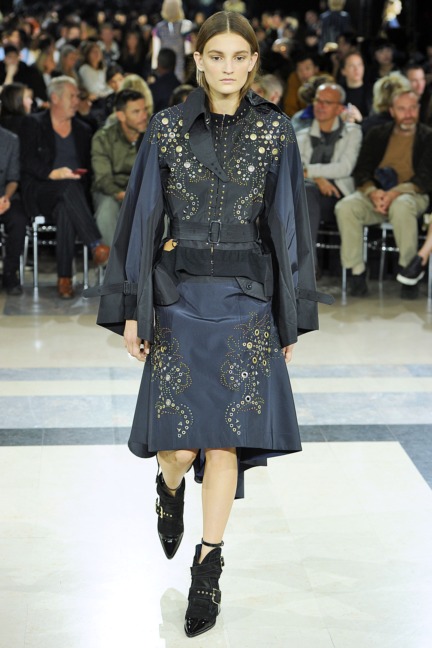 sacai-paris-fashion-week-spring-summer-2016-32