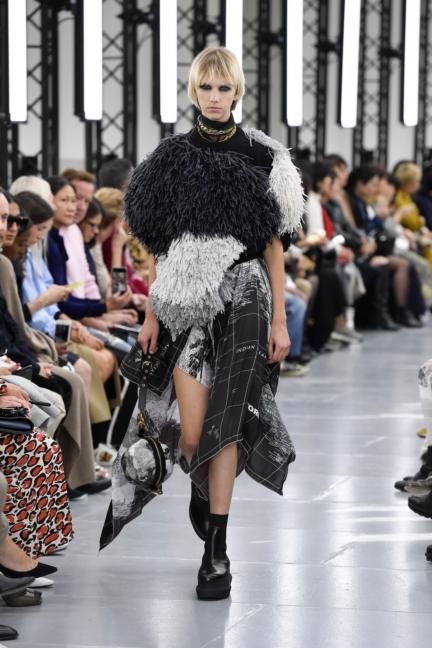 sac_ss20_look_book_037
