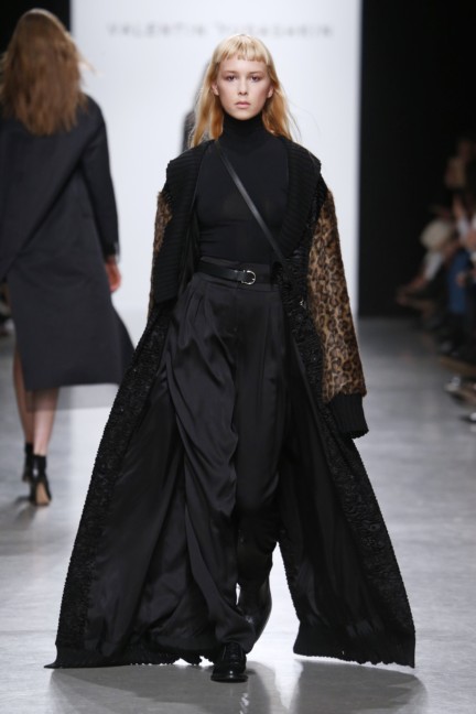 fw17_yudashkin_look_010